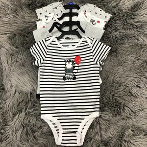 Rococo | Infant Bodysuit Set | 4 Pack | Black, White & Grey | 3 Months